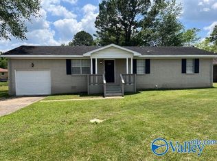 2108 English Dr SW, Huntsville, AL 35803