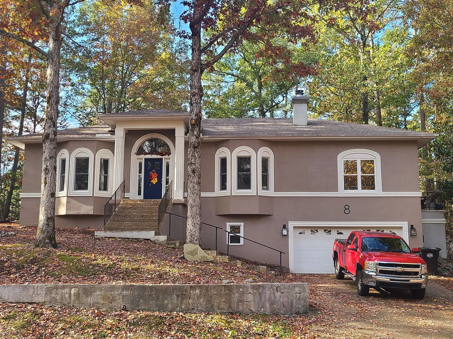 3 bed, 2724 sqft, $2,350 — Photo 1