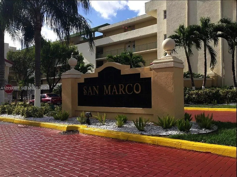 San Marco Condo — Photo 2