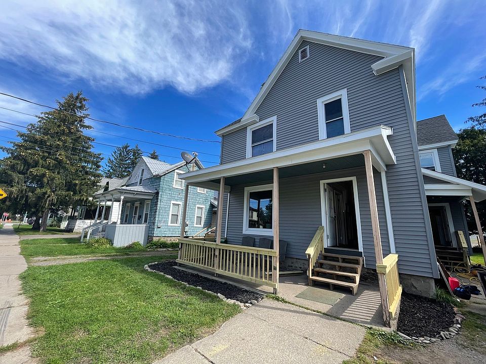 1st image of 11 Greenbush St #2