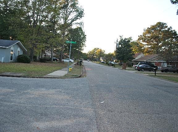 5th image of 2705 Whispering Pine Dr