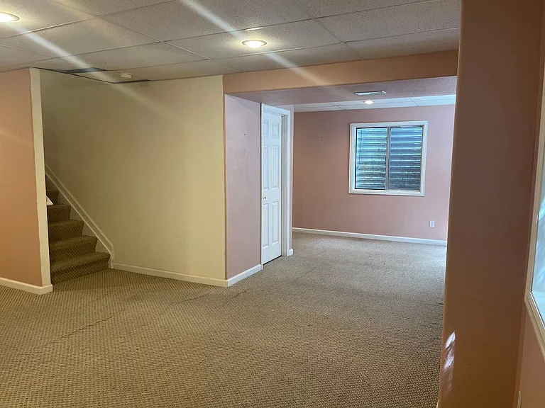 1009 Topaz St — Photo 14