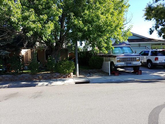 3rd image of 898 Glen Meadow Dr