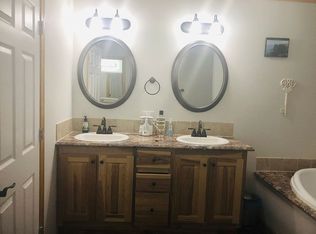 17220 Oviedo Dr, Elkton, VA 22827