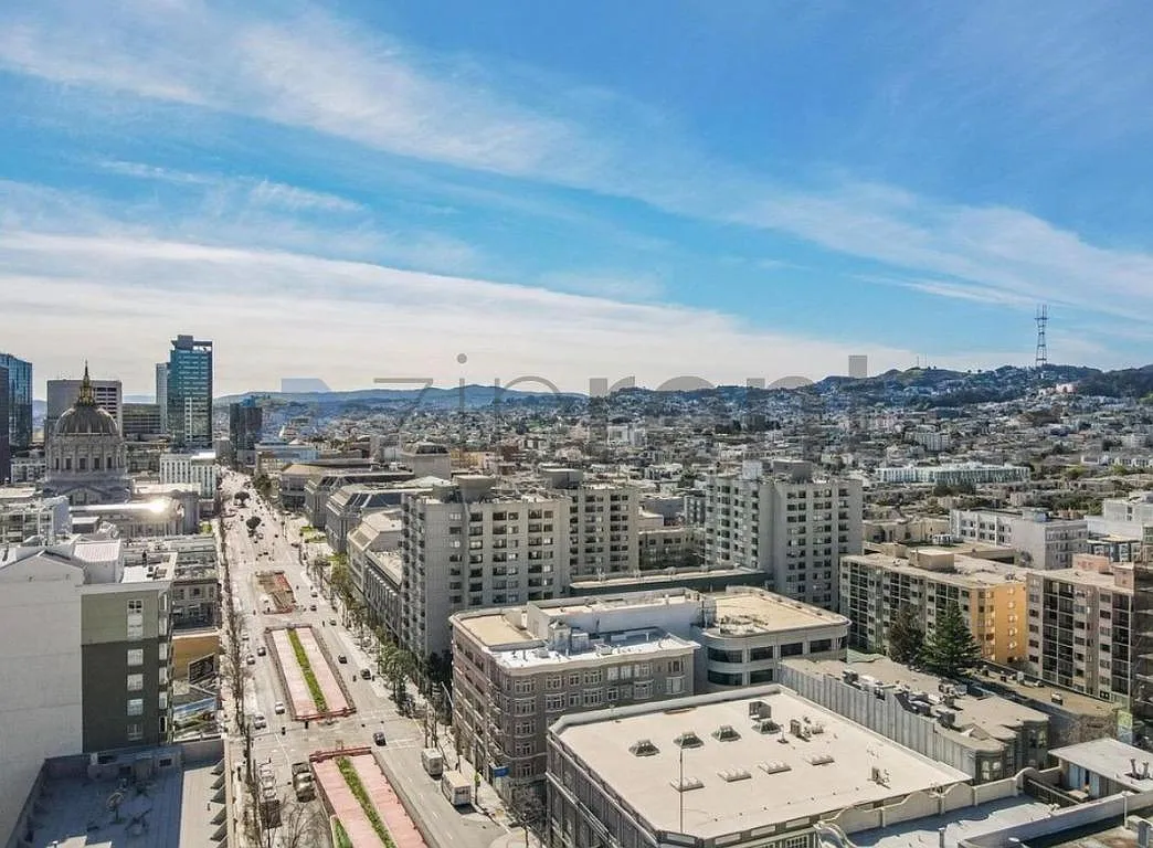 Building Photo - 851 Van Ness Ave #306