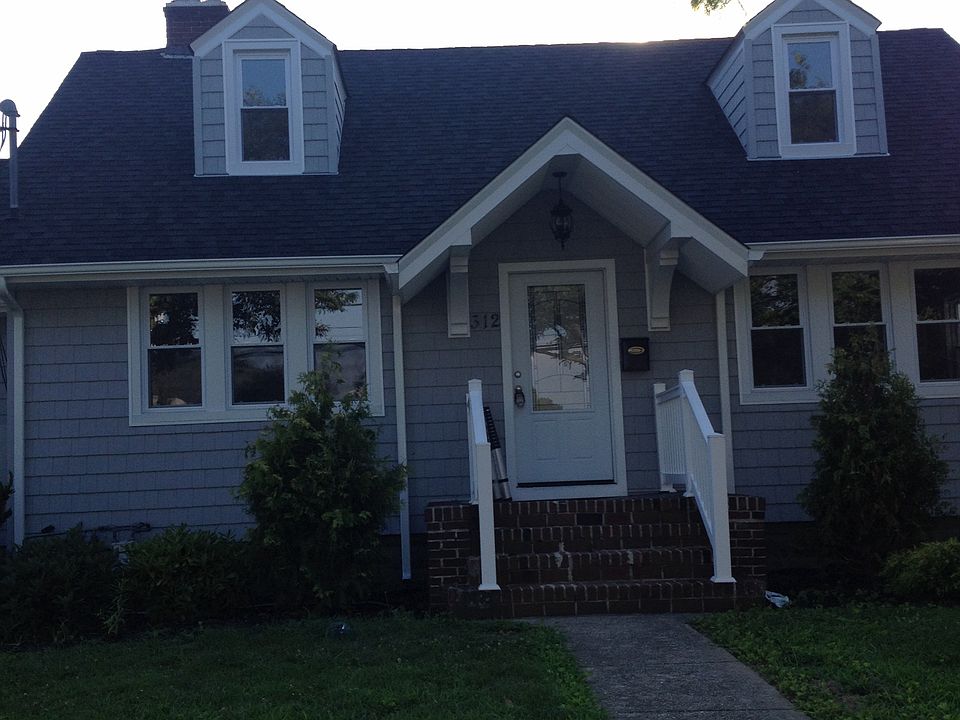 1st image of 312 Bayport Ave