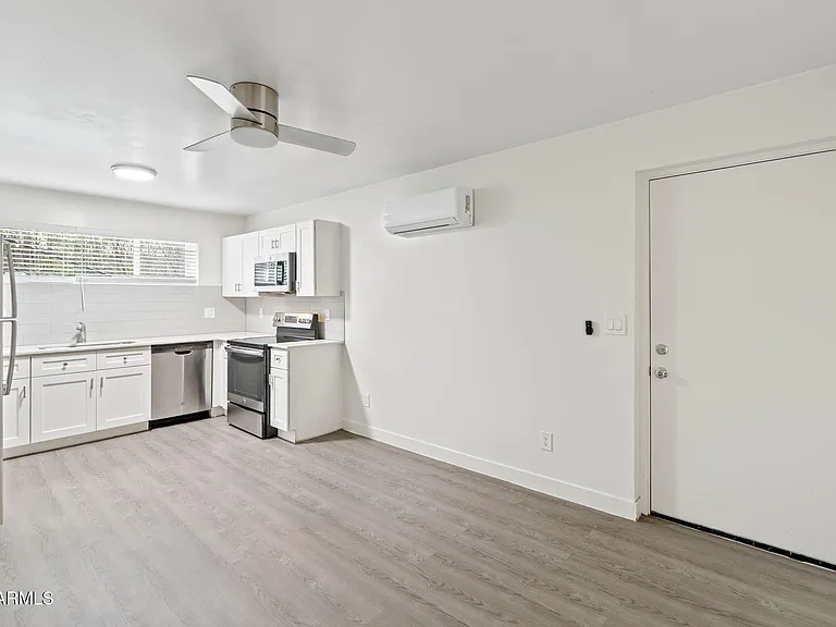 1707 N 18th St #B7 — Photo 3