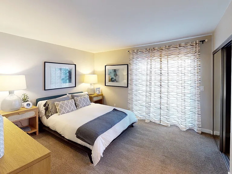Vercanta Newport Beach | Newport Beach, CA | Bedroom