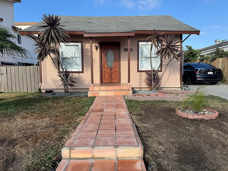 521 4th Ave — Photo 16