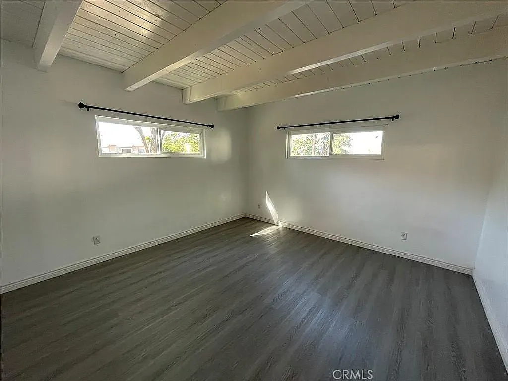 3 bed, 1200 sqft, $1,995 — Photo 3
