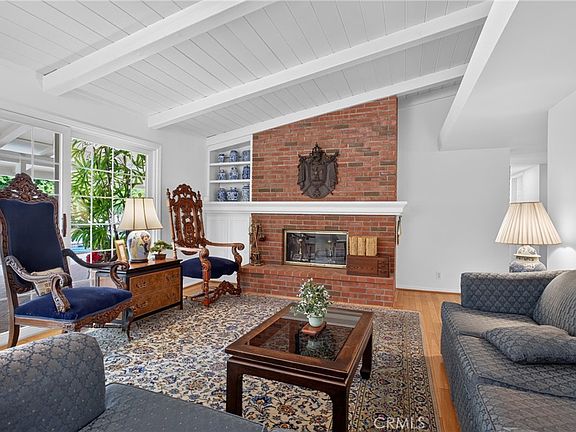 4th image of 10315 Beckford Ave