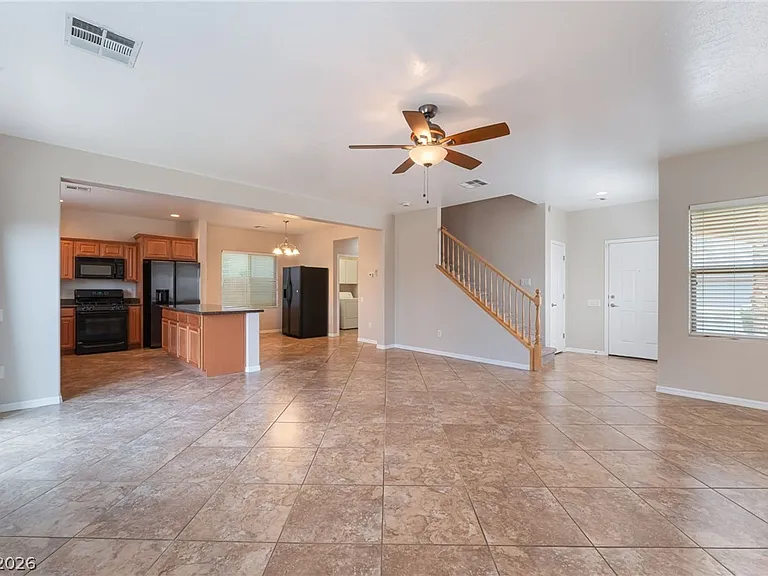 4405 Penguin Ave — Photo 7