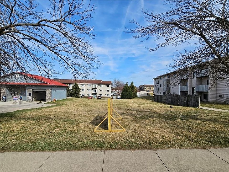 1st image of 751 Sherrylynn Blvd