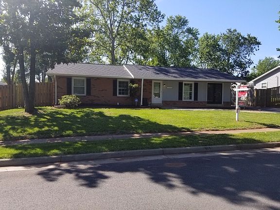 3rd image of 1703 N Argonne Ave
