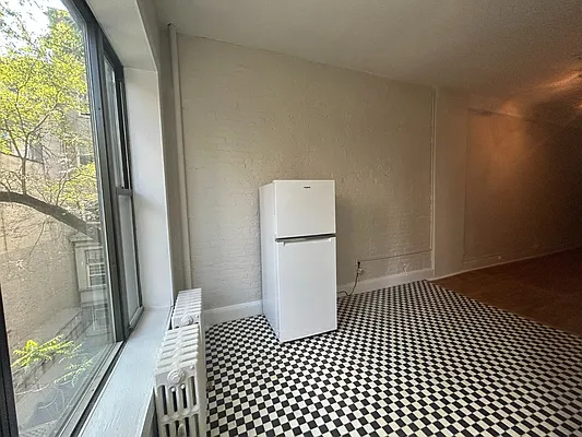 Rented by Immac Realty | media 19