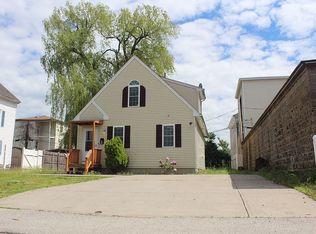 4 Clapp St, Worcester, MA 01610