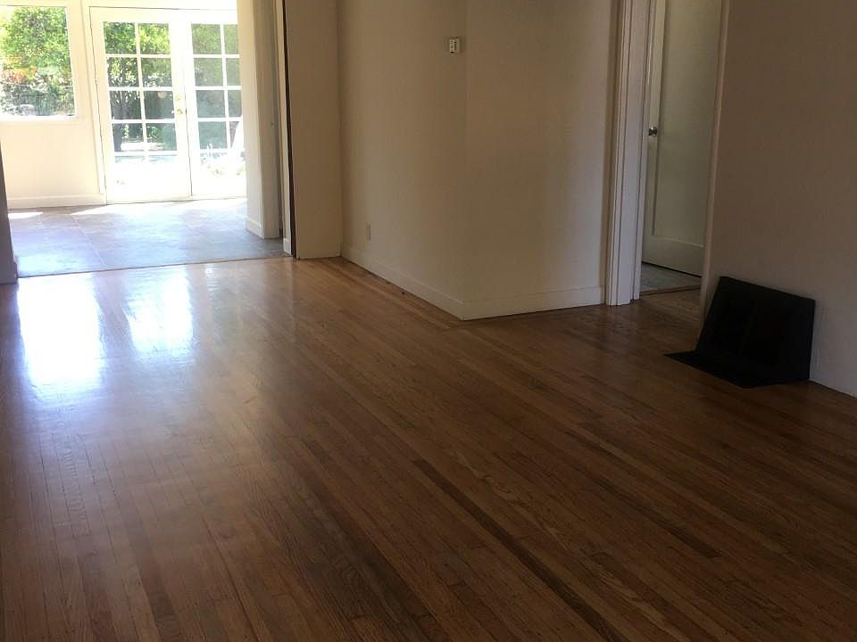 2nd image of 127 Ladera Dr