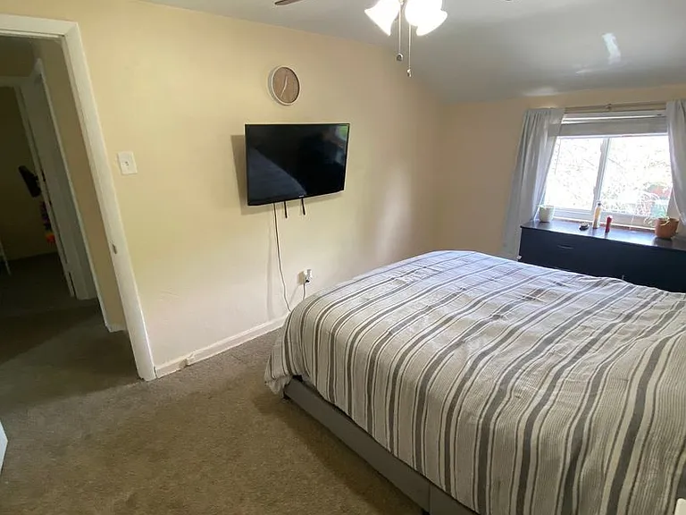 103 Grove Rd — Photo 11