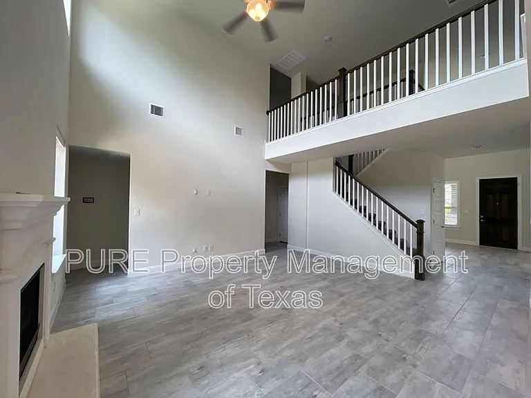 716 Expedition Way — Photo 17