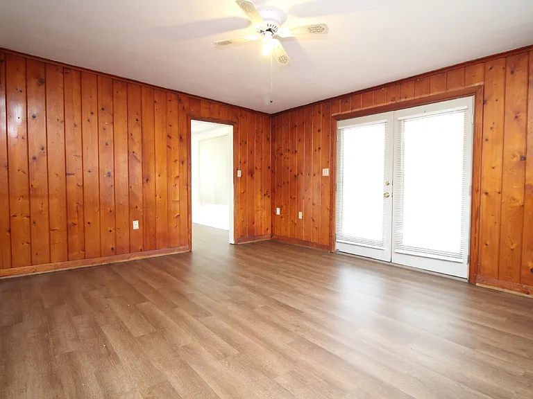 3875 Arbutus Dr — Photo 18