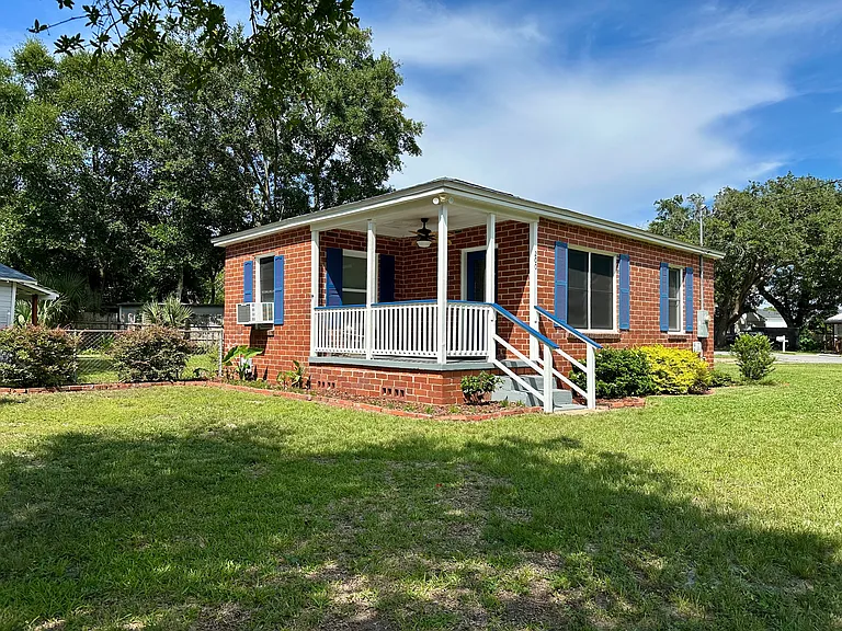 200 Brown Rd — Photo 3