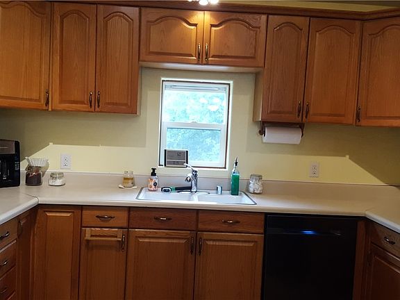 Light Filled Kitchen With Lots Of Storage. All Kitchen Appliances Stay With Home