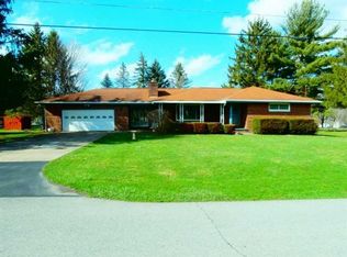 20 Field St, Bessemer, PA 16112