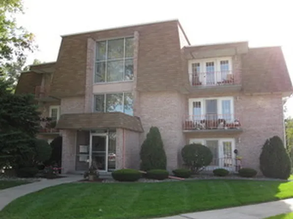 18300 Myrtle Ct APT 3D, Lansing, IL 60438