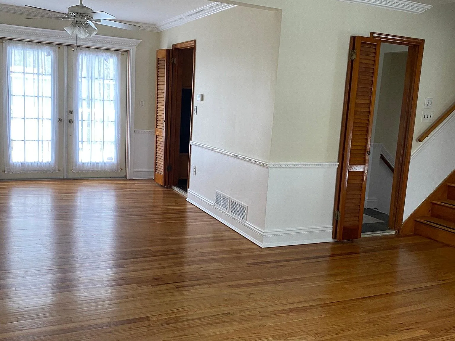 4 bed, 1730 sqft, $4,000 — Photo 2