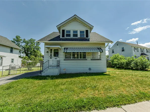 32 Walzer Rd, Rochester, NY 14622