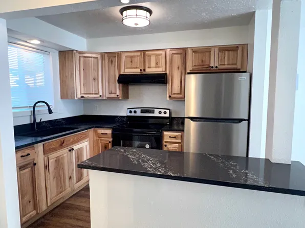 540 W Maple St APT 25, Lebanon, OR 97355