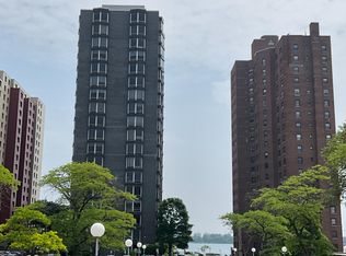 8200 E Jefferson Ave APT 605, Detroit, MI