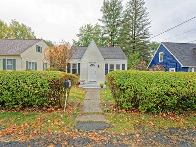 11 Victoria Avenue, Troy, NY, 12180