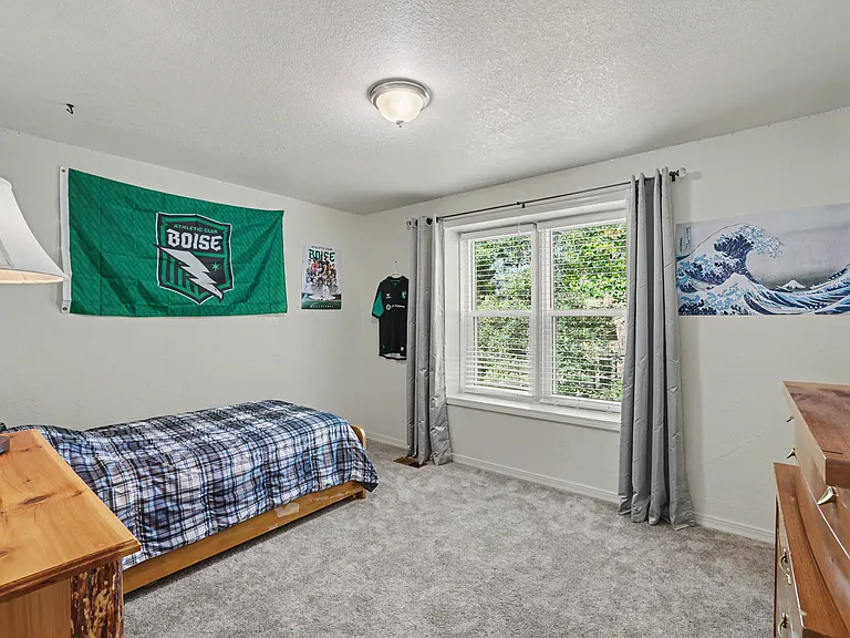 2675 S Falling Brook Way — Photo 32