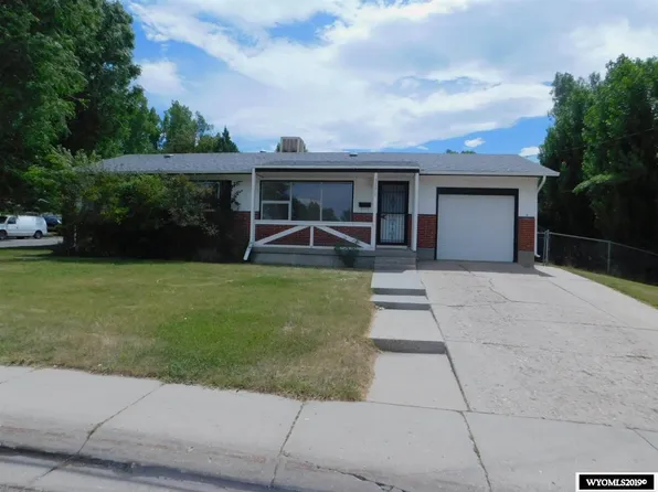 3171 E 12th St, Casper, WY 82609