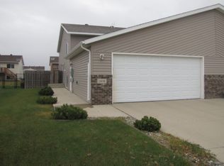 1038 42nd Ave W, West Fargo, ND 58078