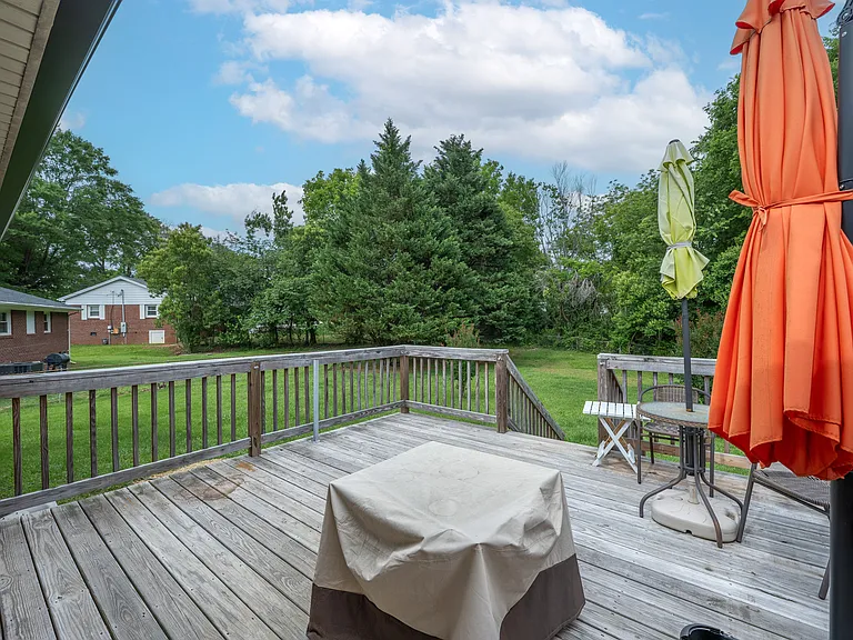 10 Templewood Dr — Photo 8