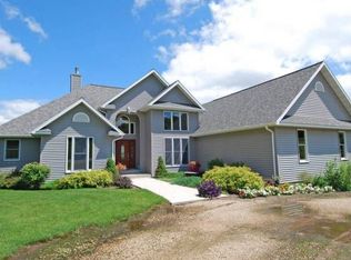 S3554 Old Loganville Rd, Reedsburg, WI 53959