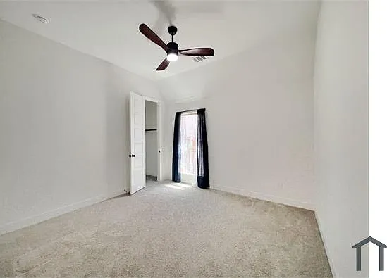 2524 Lafayette Dr — Photo 7