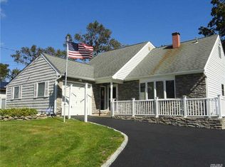 47 Charter Rd, Selden, NY 11784