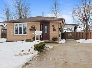 190 Elizabeth St, Southwest Middlesex, ON N0L1M0