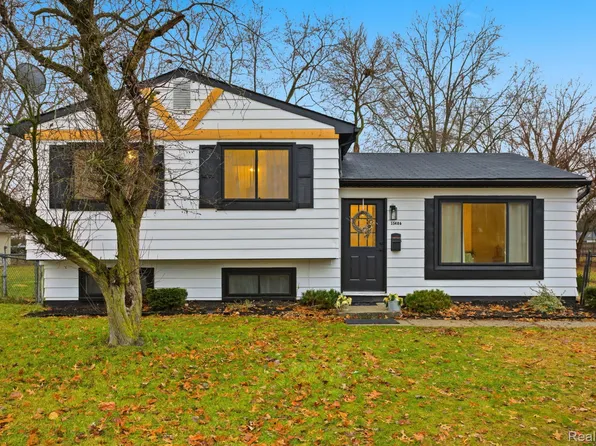 15486 Orchard St, Romulus, MI 48174