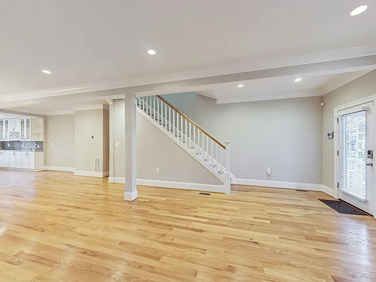 5415 Illinois Ave NW — Photo 6