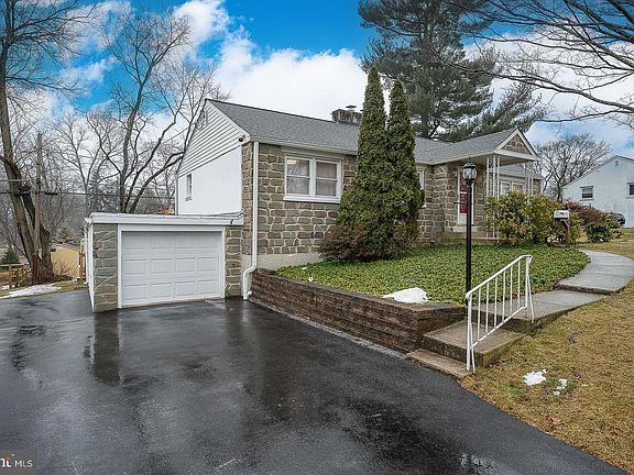 2nd image of 329 Saint James Rd