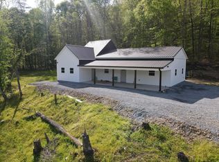 2748 Damron Creek Rd, Russell Springs, KY 42642