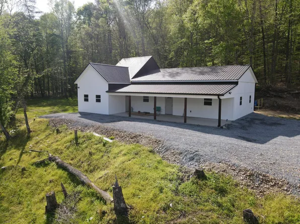 2748 Damron Creek Rd, Russell Springs, KY 42642