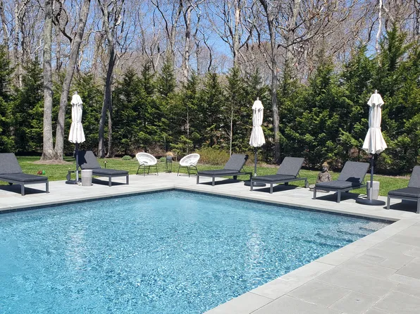 64 Birchwood Ln, Bridgehampton, NY 11932