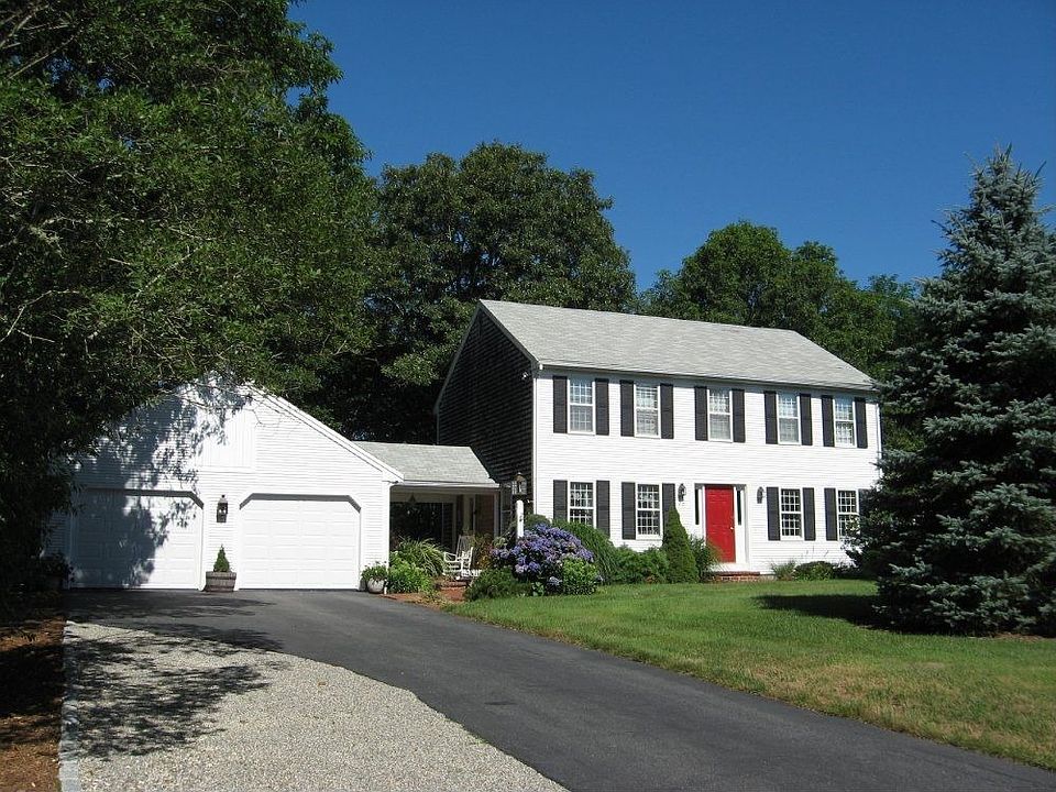 For Sale: 26 Falmouth Landing Road, East Falmouth, MA 02536