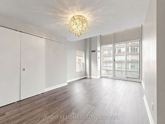 3rd image of 77 Lombard St #501