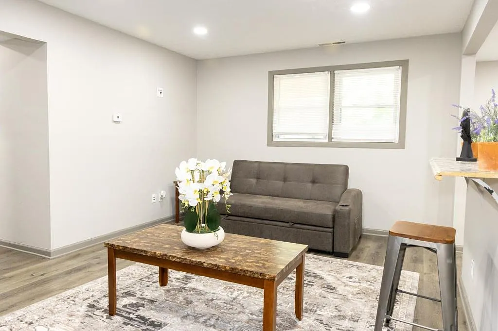 696 Gordon Smith Blvd #3 — Photo 4
